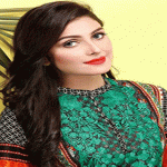 Ayeza Khan Bio Height Husband ...