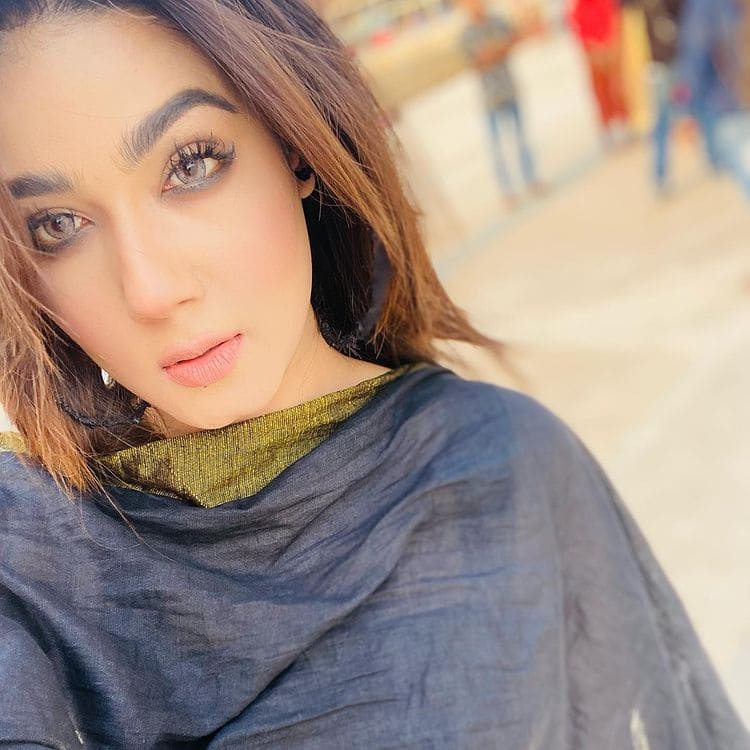 Mahiya Mahi Bio Height Husband Wiki & Family | Biographybd