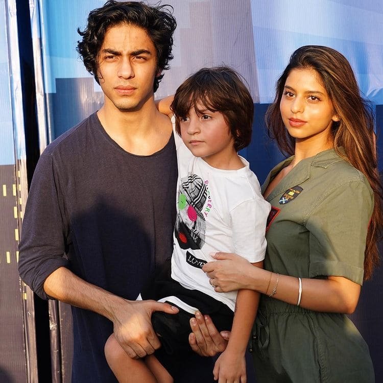 Suhana Khan Bio Height Boyfriend Wiki & Family | Biographybd